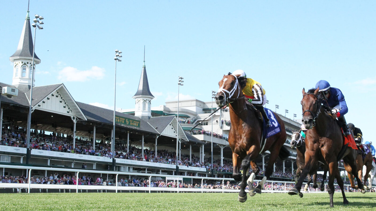 Thoroughbreds racing on the dirt on opening day of the Churchill Downs fall meet 2026.